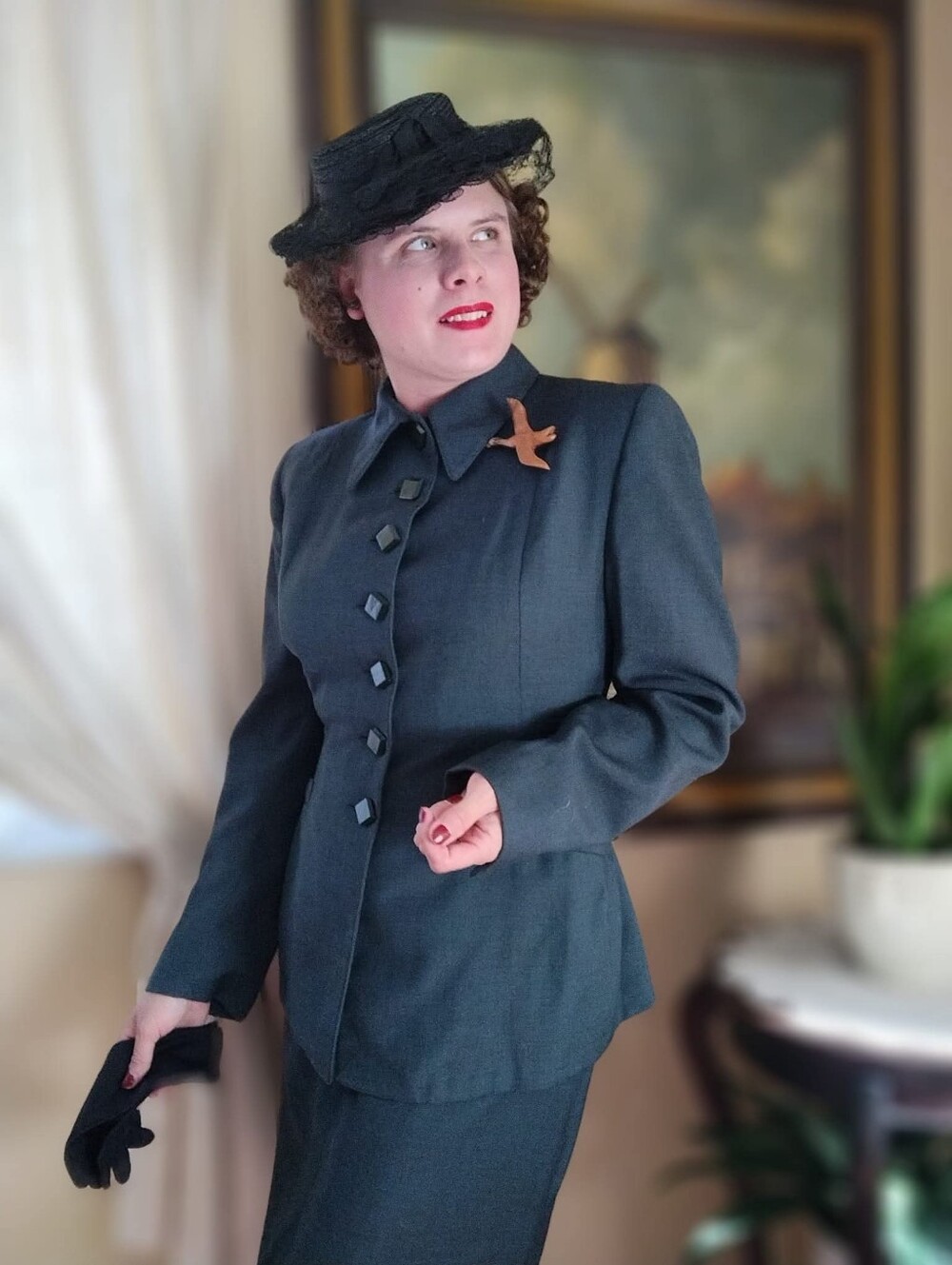 1940s Ladies Skirt Suit